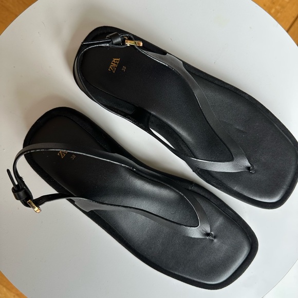Zara Sandals (New) - Picture 1 of 6